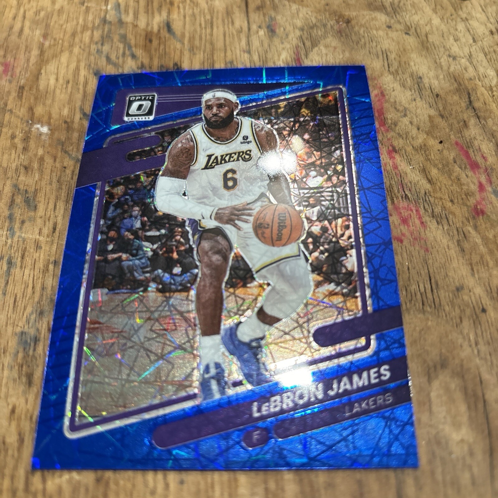 2021-22 Panini Donruss Optic - Blue Velocity Prizm #41 LeBron James