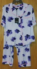 New Simply Vera Vera Wang 2 pc PJ Notch Collar Capri Small Lilac Floral  -5152
