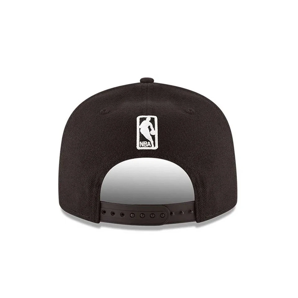 New Era 9Fifty Snapback Hat Cap Los Angeles Lakers Black - Image 3 of 3