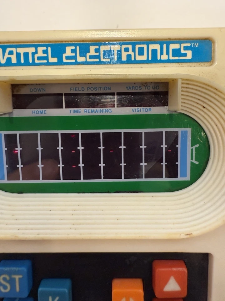 Mattel Electronics Fútbol Portátil 1977 De Colección Probado Funciona Leer Descripción Foto 2 de 4