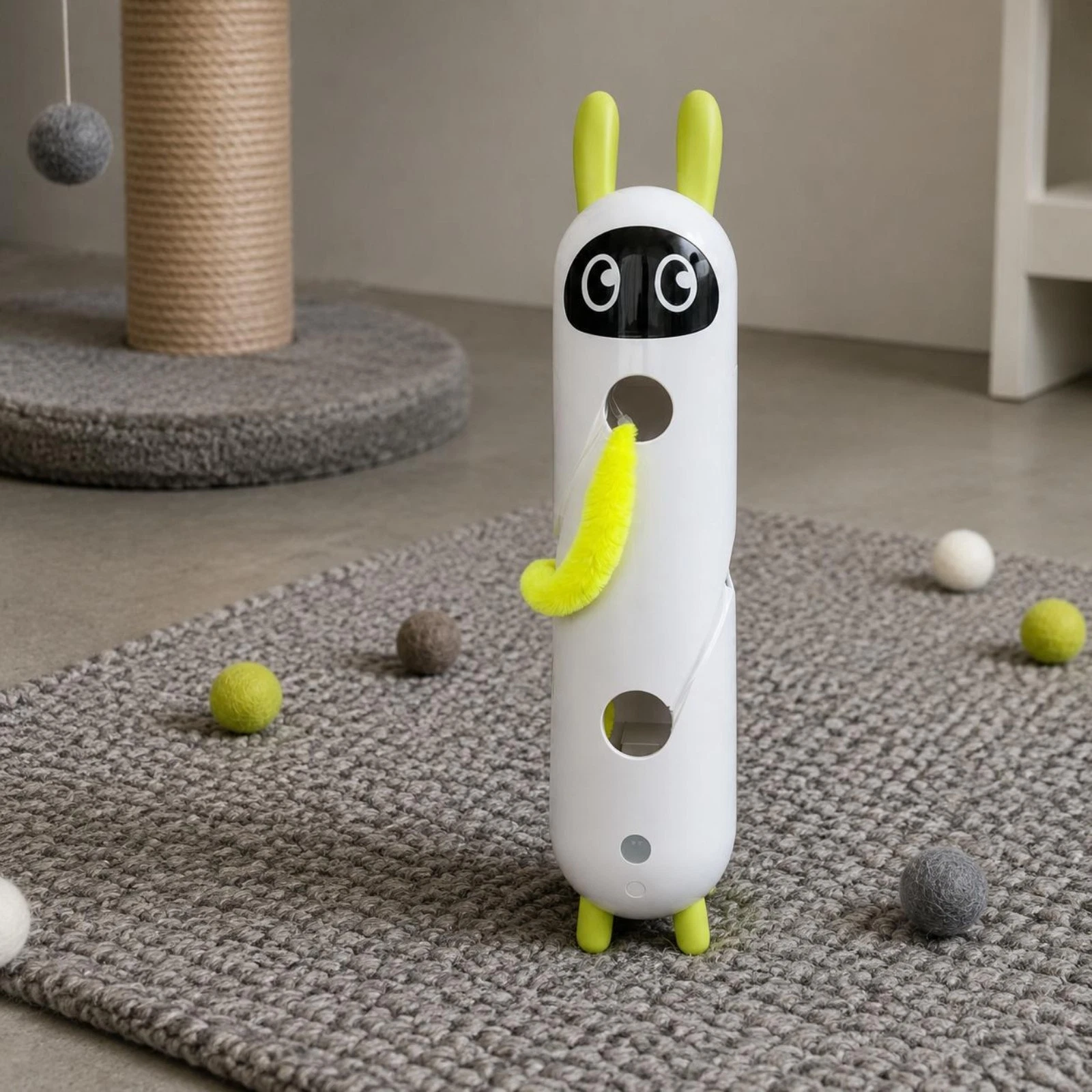Interactive Feline Toy Glowing Automatic Feline Teaser 360° Rotating
