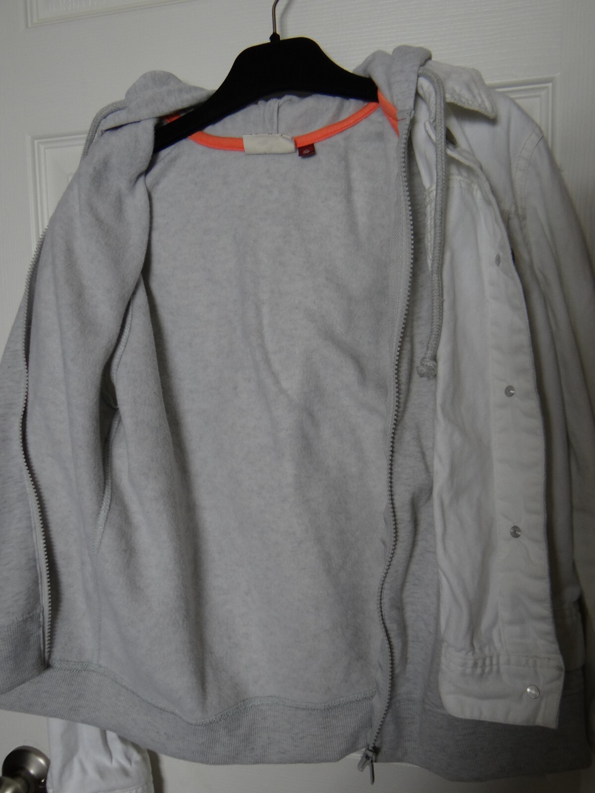 Picture 4 of 10