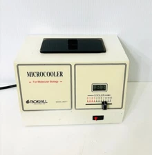 Boekel 260011 MicroCooler with a Lid