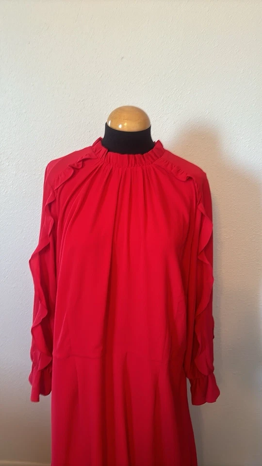 Donna Morgan 高领飘逸袖连衣裙,尺寸 22W — 第 2/4 张图片