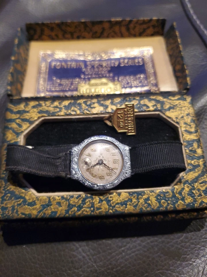 Reloj Helbros Fontain Swiss 6j para piezas o reparación falta corona con caja. Foto 3 de 4