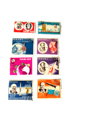 LOT DE 27 TIMBRES-POSTE AÉRIENNE OBLITÉRÉS DE PANAMA 1966-67-68 THÈMES DIVERS
