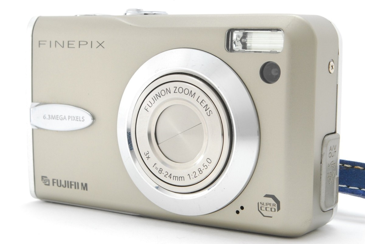 Near Mint / xD card 】 Fujifilm FinePix F30 6.3MP Compact Near Mint / xD card 】 Fujifilm FinePix F30 6.3MP Compact