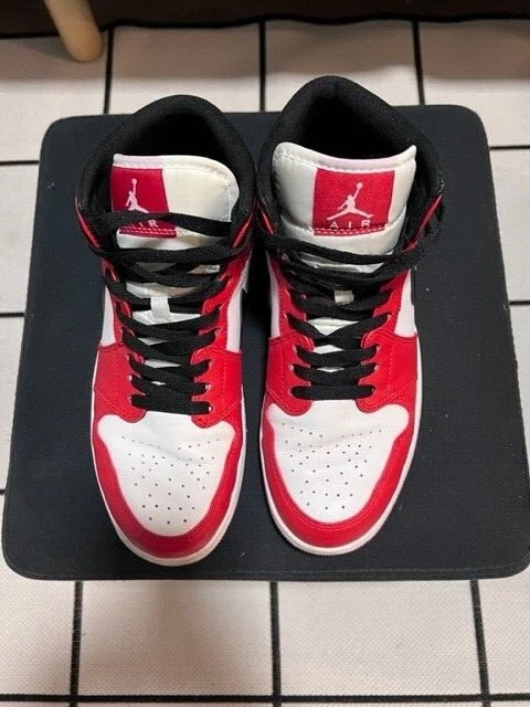 Jordan 1 chicago mid deals 2020