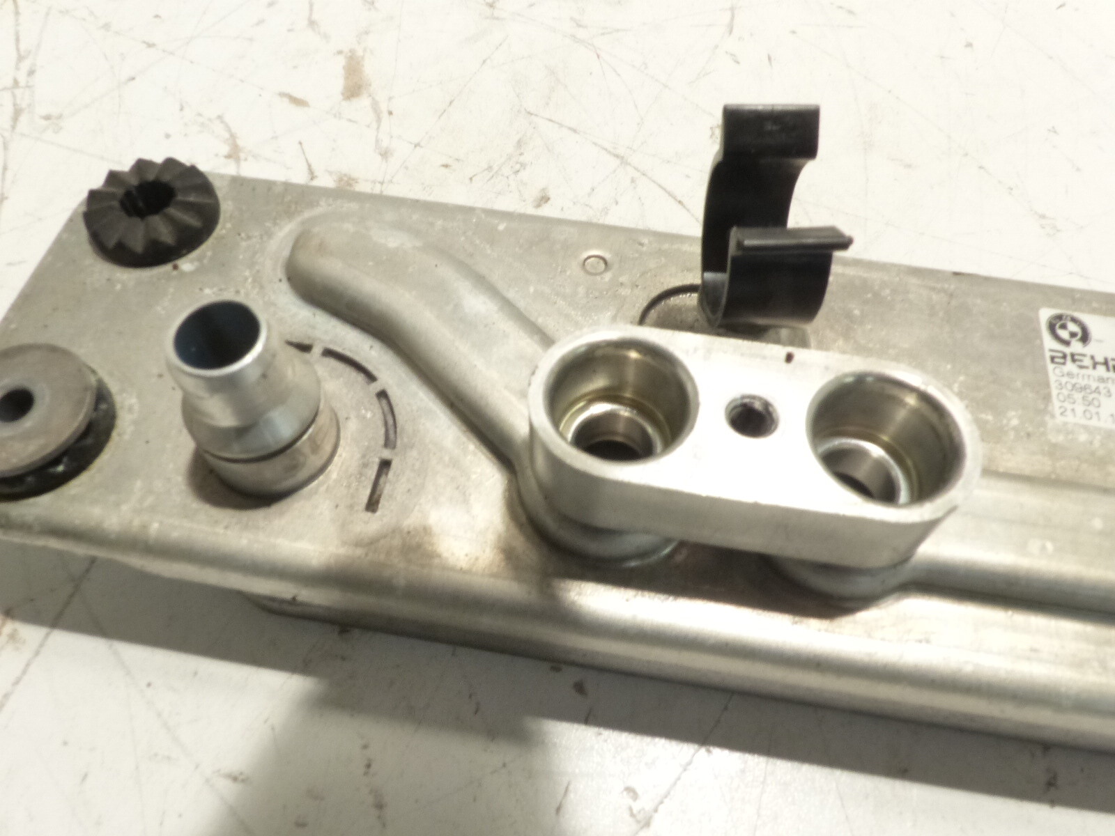Original BMW X5 E70 F15 X6 E71 F16 Getriebeölkühler Wärmetauscher 