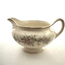 HOMER LAUGHLIN Eggshell Nautilus Creamer G40N5 Floral Gold Trim Vintage USA Made