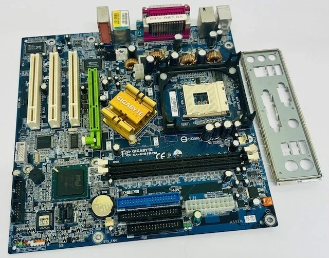 Carte Mère GIGABYTE GA-8S648FXM2 REV 1.0 Socket 478 - MicroATX - Occasion