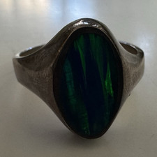 Signed Oval Green/Blue Stone Bezel Set Band R...
