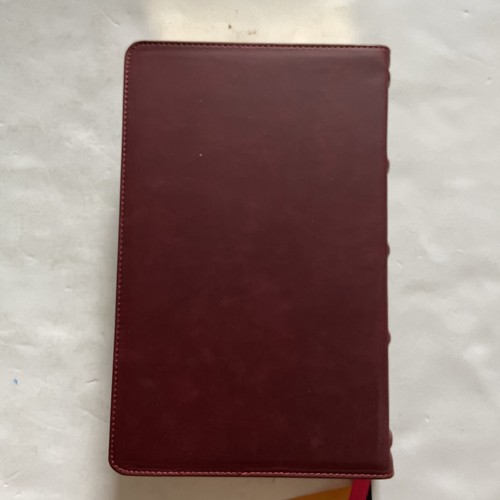 CSB Single-Column Personal Size Bible, Holman Handcrafted Collection, Burgundy - Picture 20 of 20