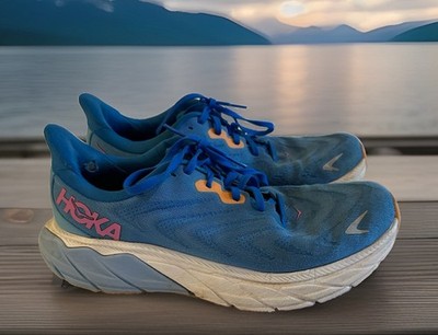 HOKA One One Women s Size 9B HOKA Arahi 6 All Aboard Coastal Sky Running Shoe