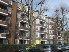 Photo 6x4 Aspen Gardens, Hammersmith Hammersmith/TQ2279 Large block of a c2013
