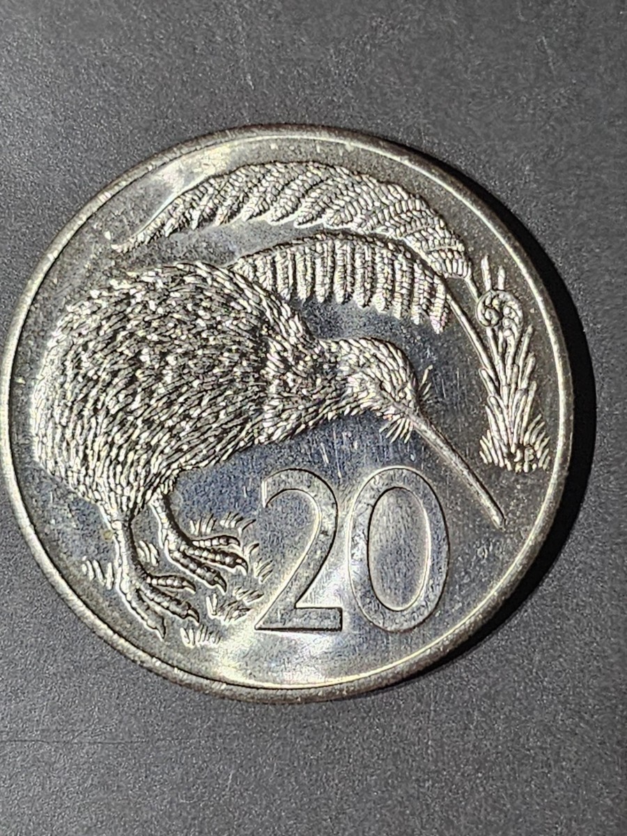 1986 NEW ZEALAND 20 CENTS KIWI BIRD AU-UNC HIGH DETAIL WORLD