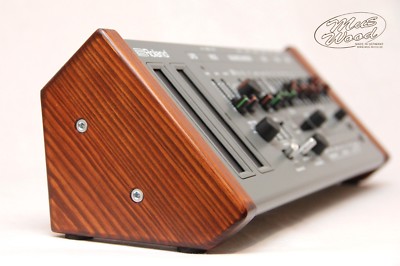 Ständer für Roland Boutique TR-08/09, SE-02,D-05, VP-03, JX-03, JU-06,JP-08,etc.