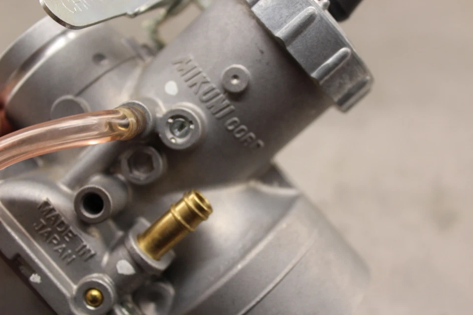 1983 HONDA CR250R CARB CARBURETOR B5 - Imagem 2 de 4