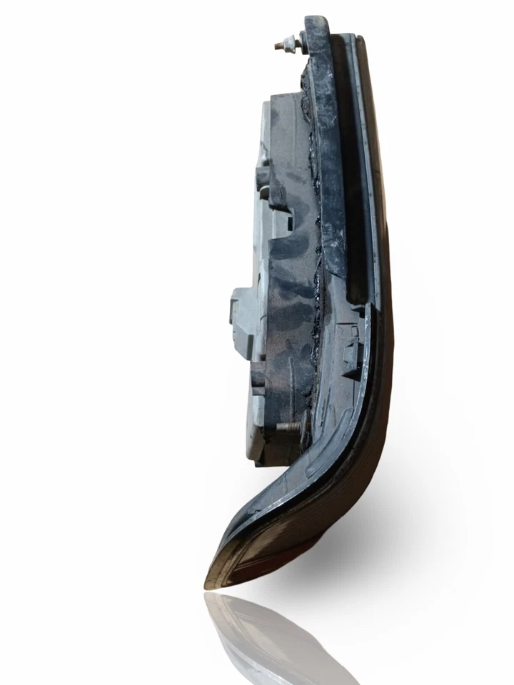 Tail Lamp Rear Light Lh Fits Toyota Corolla AE90 AE92 AE95 EE90 Sedan 1987-1991 - Image 3 of 4