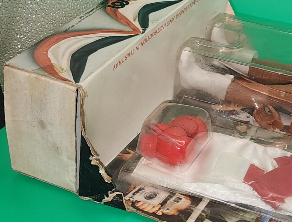 МУХАММАД АЛИ, ЧЕМПИОН — боксерское действие — 1976 Mego — как новый в коробке, никогда не доставался из коробки, поврежден - Изображение 2 из 4