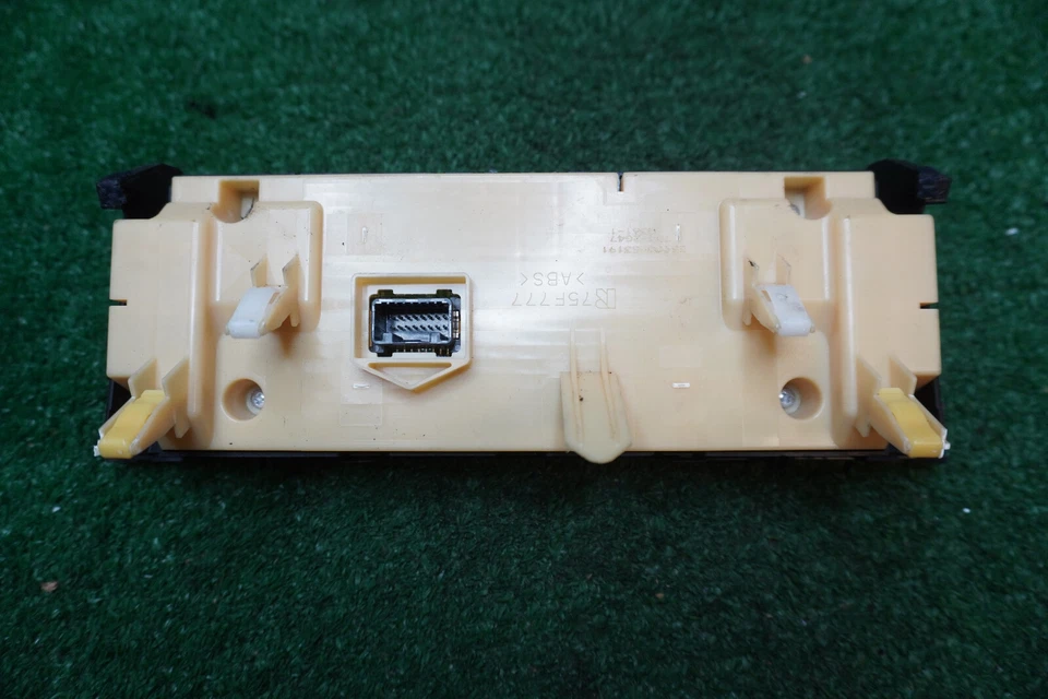 Lexus IS250 2015 control de aire acondicionado OEM 75F777 Foto 3 de 4