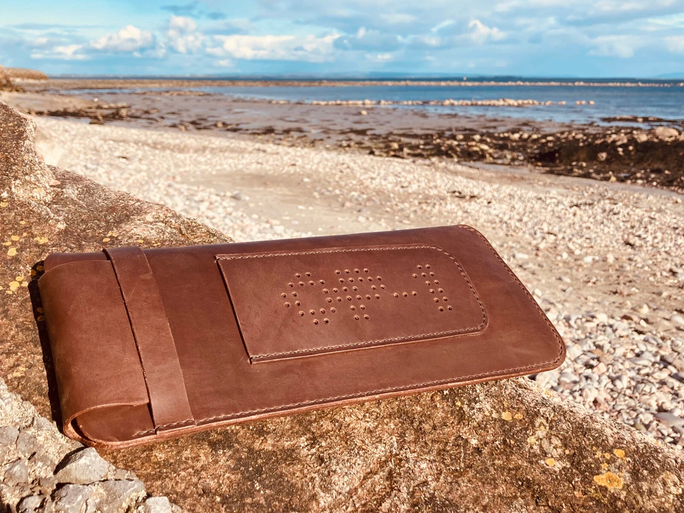 Teenage Engineering OP–1 / OP-1 Field Handmade Leather Case - Bild 2 von 4