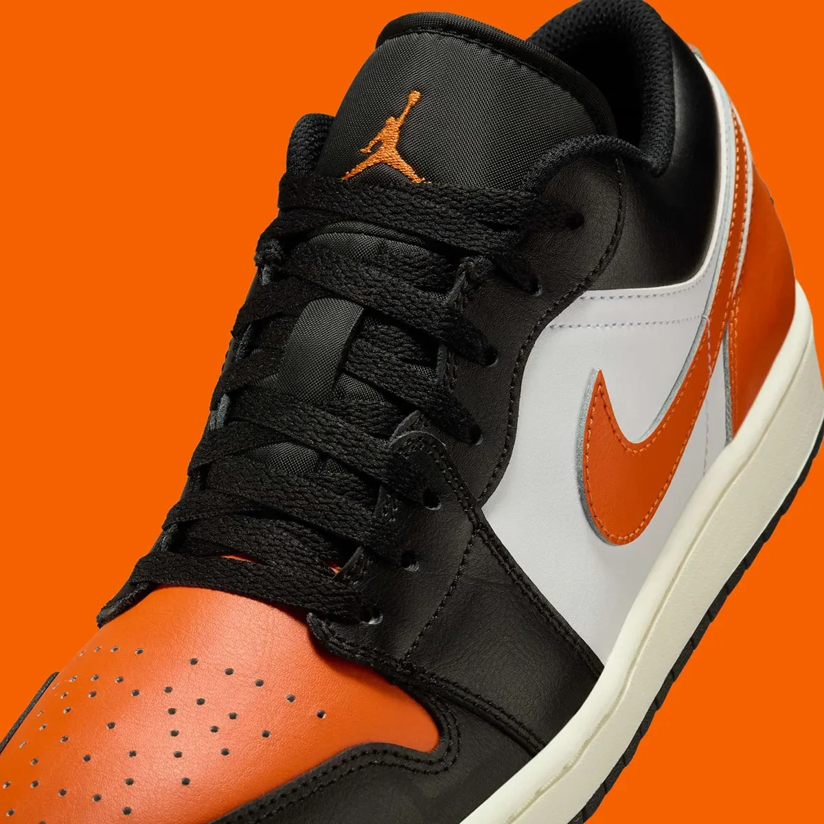カニ☆AIR JORDAN 1 LOW Air Jordan 1 KO Low Bred – Puffer Reds