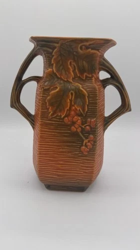 Roseville Pottery Bushberry Vase Vintage 1940’s Berry & Leaf 33-8 Twig Handles