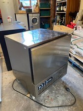 Foster Xtra XR20 Blast chiller. Gross Volume 177 litres. Chilling Capacity 20kg