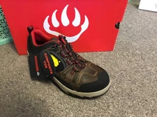 New Men’s Wolverine Sneaker Dayton W10072 Composite Toe Size 8 Medium