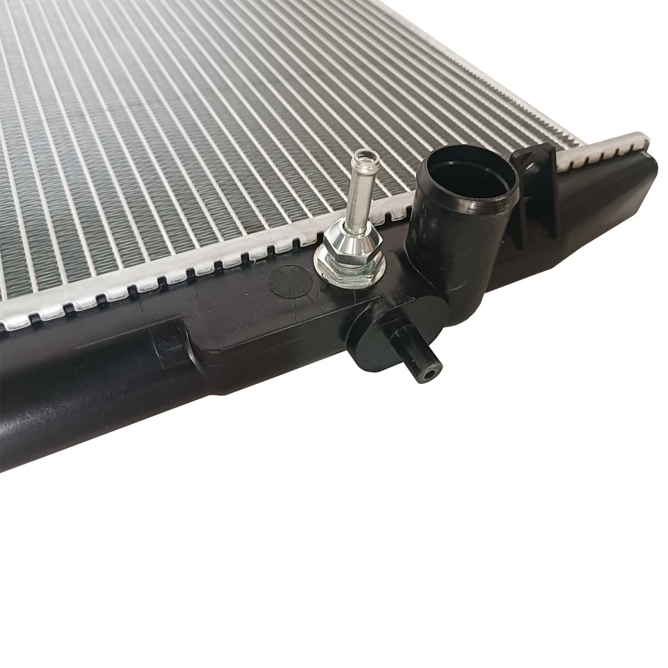 New Radiator 2215 For 2000-2004 Nissan Xterra 1998-2004 Nissan Frontier 2.4/3.3L - Image 4 of 4