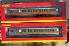 Hornby R4170B & R4170C 61ft 6in Corridor Brake Coach 42872 & 42884. New Boxed.