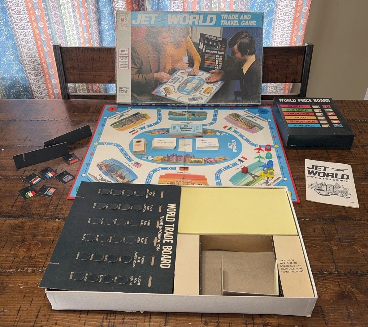 Milton Bradley 1970 Vintage Manufacture Board & Traditional Games