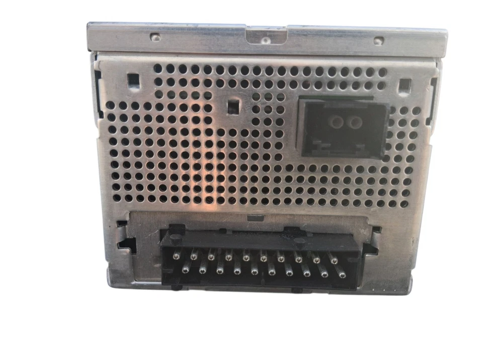 2002-2008 BMW 745i 750i 750Li 760Li Logic7 Radio Amplifier 65.12-6 941 681 - Bild 4 von 4