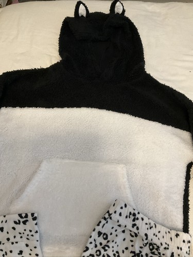 Justice Sleep Pajama Set Size 16/18 Cat Theme Hoodie Shirt, Pants, And Cat Plush - Picture 3 of 10