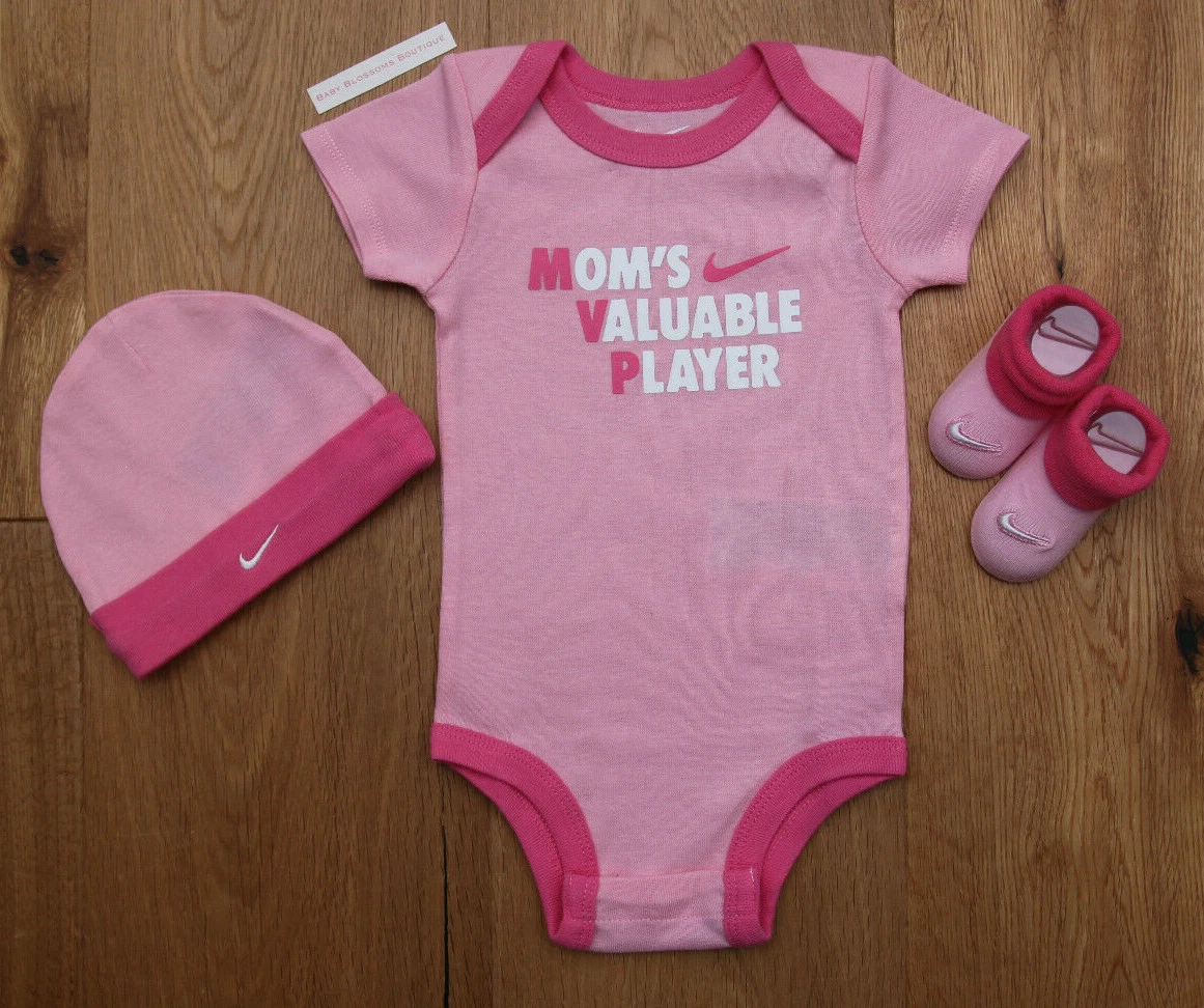 Nike Baby Girl Hat Bodysuit Booties Set Pink Fuchsia White 6 12M MVP
