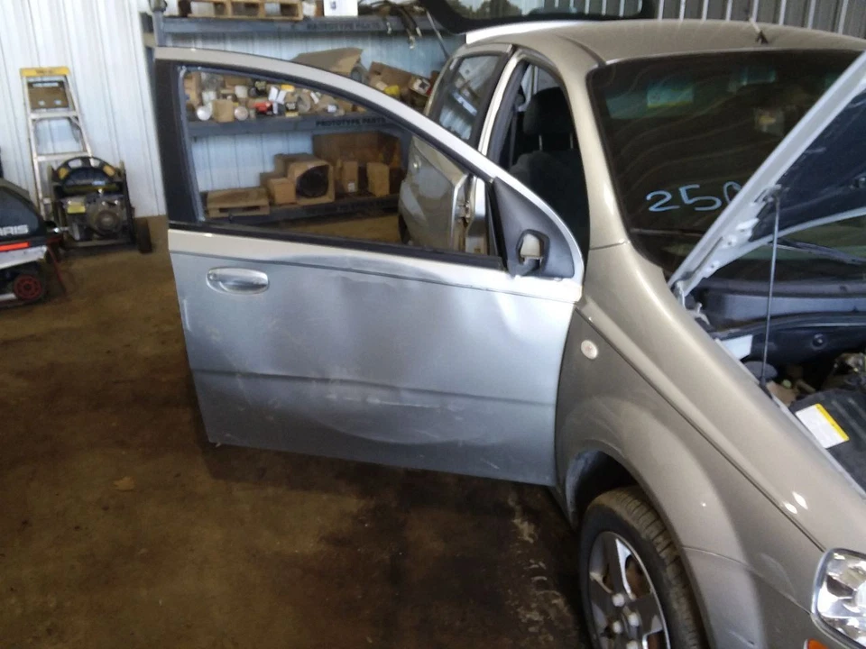 Capó hatchback compatible con 04-08 AVEO 2091301 Foto 2 de 4