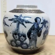 Qing Dynasty Middle Period Figurative Pattern Pottery Vase