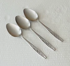 Ekco Eterna Stainless Taiwan Rose Cotillion 3 Oval Soup Spoons Floral Textured