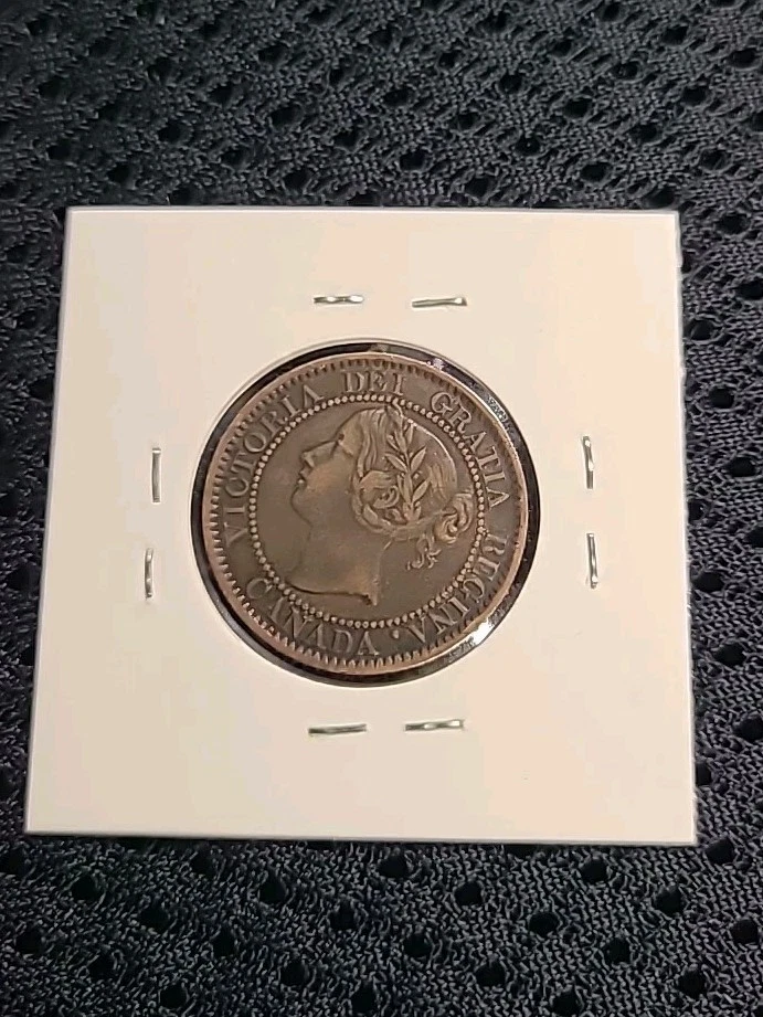 1858 Large Cent Penny Canada Broken Stem Rotated Die VF 30 - Image 2 of 3