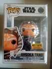 Vinyl: Star Wars - Ahsoka Tano - Hot Topic (Exclusive) #680 (W. PROTECTOR)