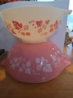 2 Vintage Pyrex Pink Gooseberry Mixing Bowls
