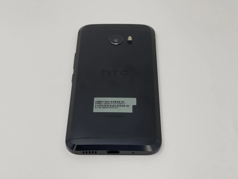 HTC 10 32GB Unlocked Cell Phone HTC6545LVW Carbon Gray Excellent - Image 3 of 4