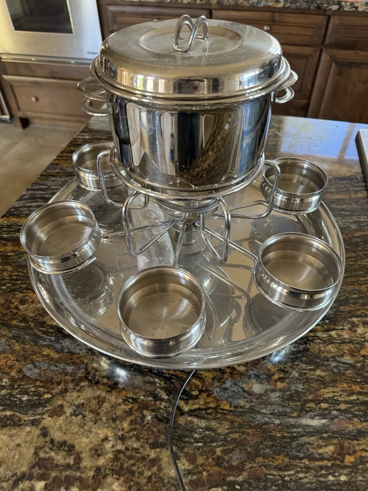 Tramontina (Brazil) Gourmet Collection Fondue Set - 6 Bowl, Carousel & Forks
Opens in a new window o
