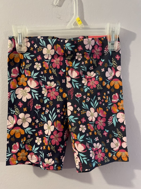 Isaac Mizrahi Kids Collection Girls size 5/6 floral print shorts, girl's shorts,