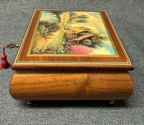 Vintage Romance Swiss Made Splendid Laquere Music Box Made In Italy - Picture 12 of 15