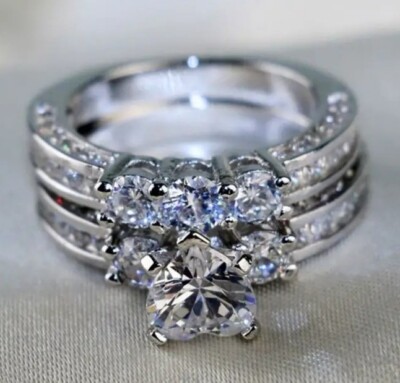 Beautlace Heart Engagement Ring Set, 2 Carat Moissanite, 925  Silver 2pc Heart Ring Set display picture 1