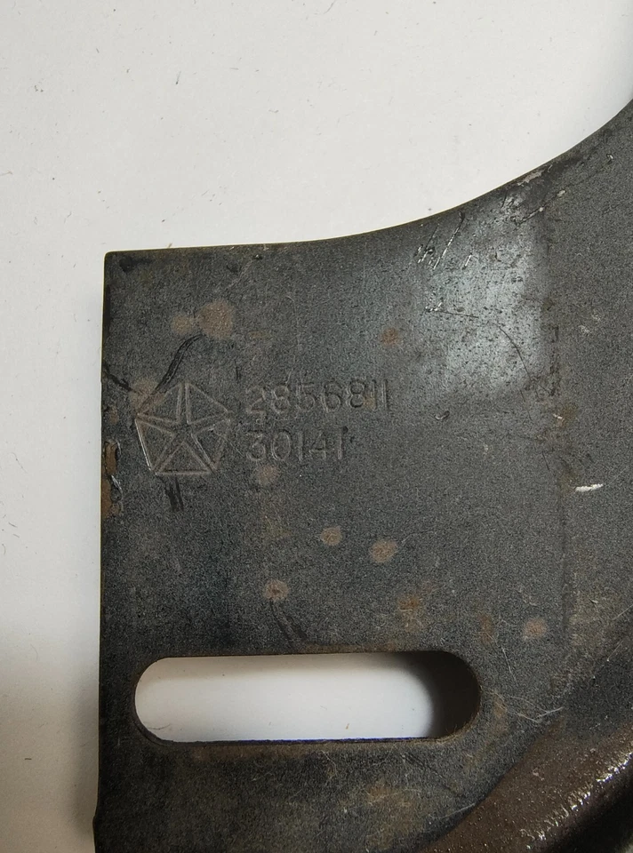 1968 Chrysler Newport New Yorker Front Bumper Mounting Bracket 2856811 NOS. - Image 3 of 4