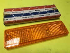 Datsun 720 Pickup Front Bumper Right Turn Signal Lamp Light Lens 26121-01W00 NOS