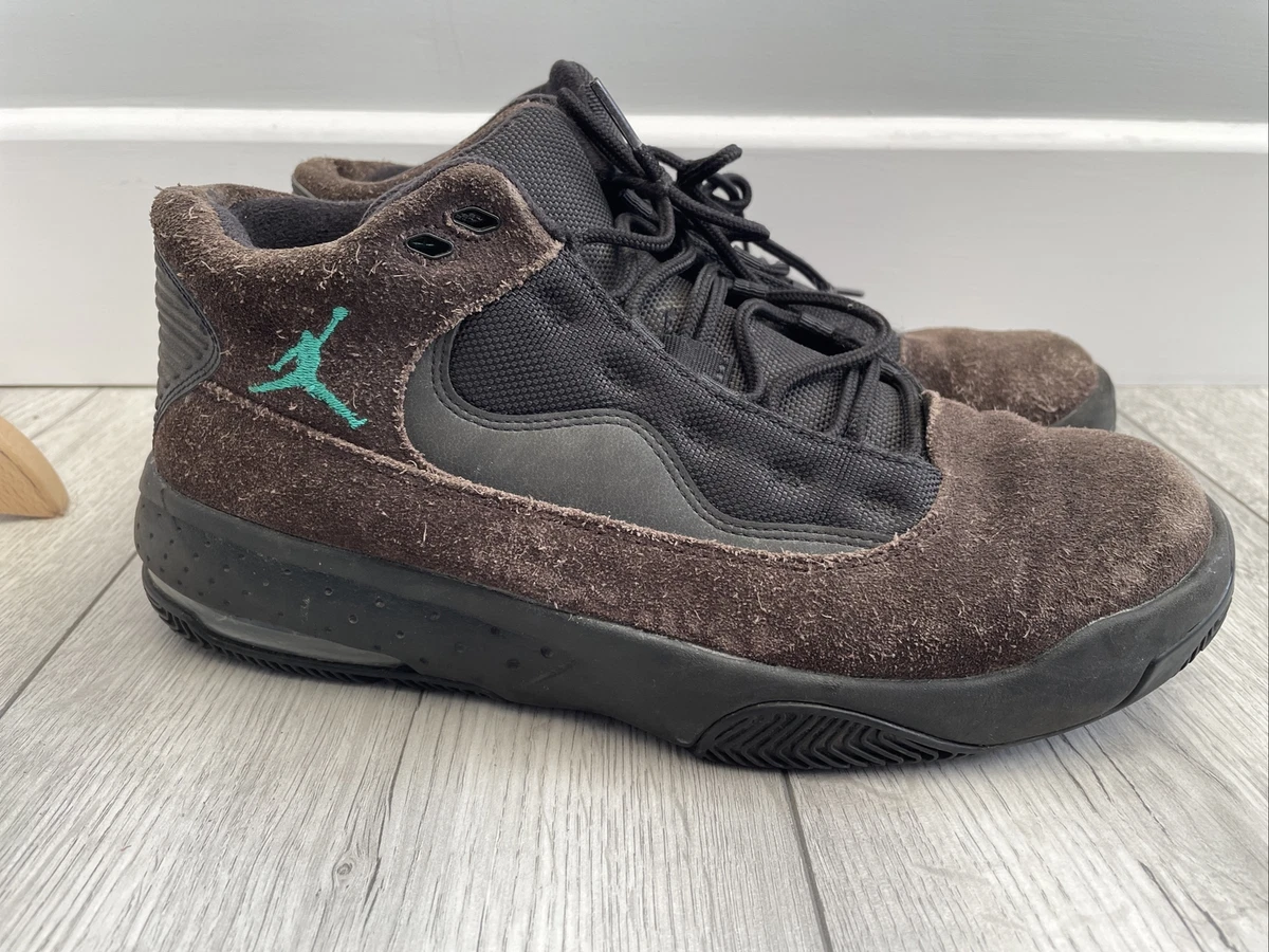 Mens Nike Air Jordan Max Aura 2 Brown Basketball Trainers DC9188